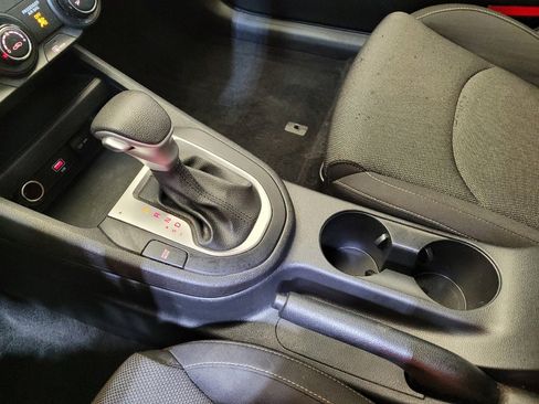 Used 2022 Kia Forte LXS w/ LXS Technology Package image 26