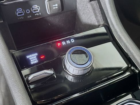 Used 2022 Jeep Grand Cherokee L Limited AWD/4WD image 17