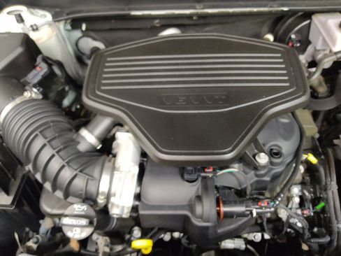 Used 2021 GMC Acadia SLT FWD image 30
