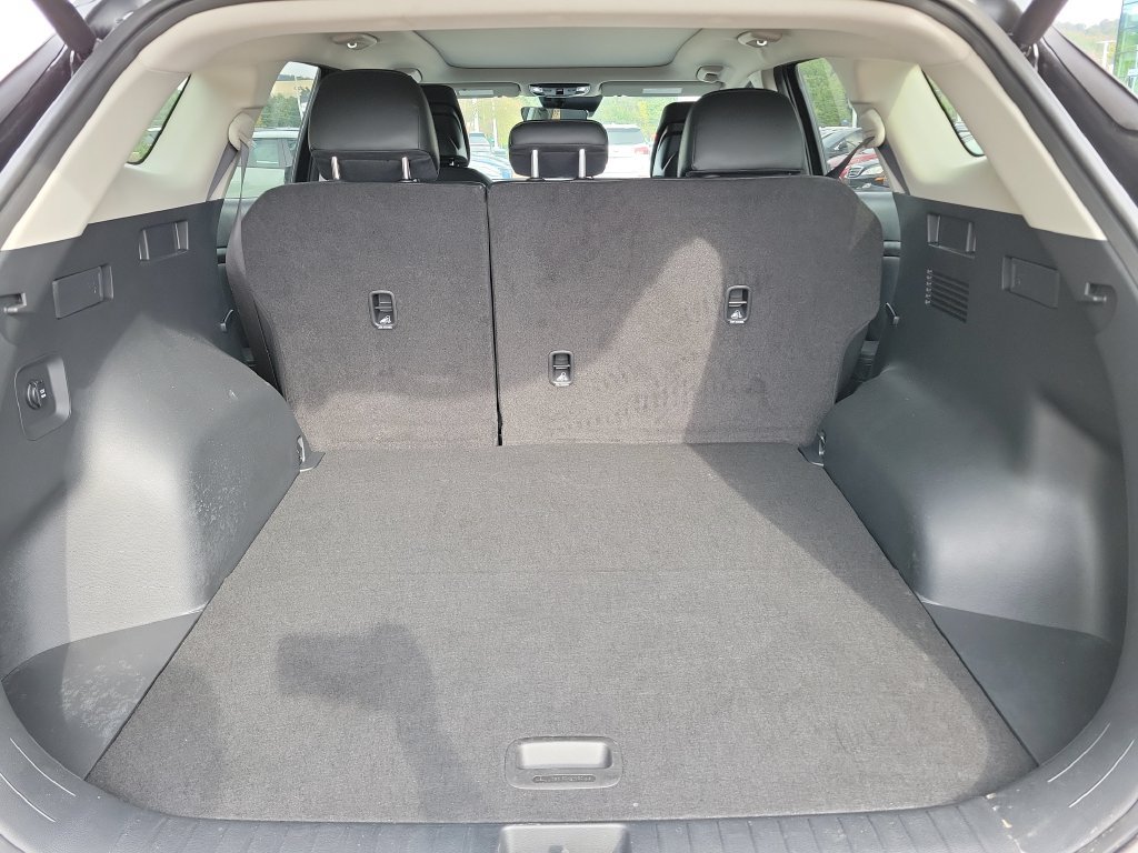 Used 2025 Kia Sportage EX w/ Premium Package FWD image 11
