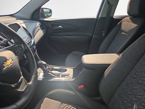 Used 2024 Chevrolet Equinox LT AWD/4WD image 12