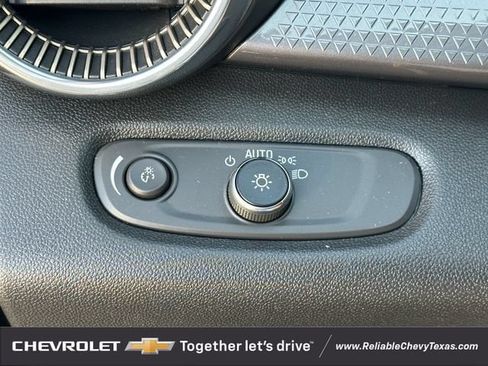 Used 2024 Chevrolet Trax ACTIV w/ Driver Confidence Package FWD image 25