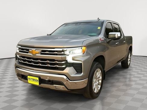 Used 2024 Chevrolet Silverado 1500 LTZ AWD/4WD image 4