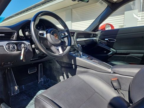 Certified 2017 Porsche 911 Carrera image 4