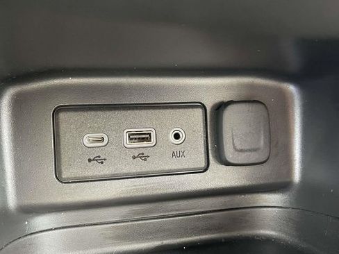 Certified 2022 Chevrolet Equinox LT AWD/4WD image 30