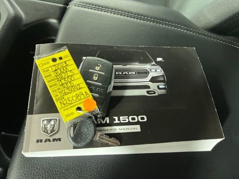 Used 2021 RAM 1500 Big Horn image 15