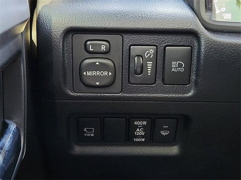 Used 2022 Toyota 4Runner SR5 Premium image 19