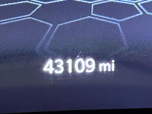 Used 2022 Jeep Compass Limited image 11