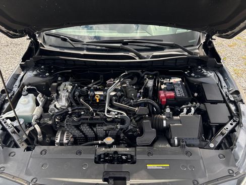 Used 2025 Nissan Altima 2.5 SV FWD image 27