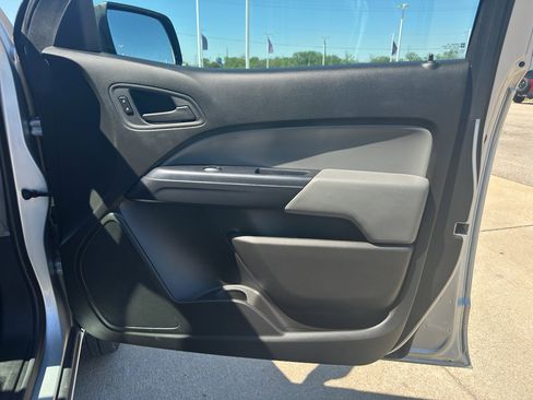 Used 2016 GMC Canyon SL RWD image 25