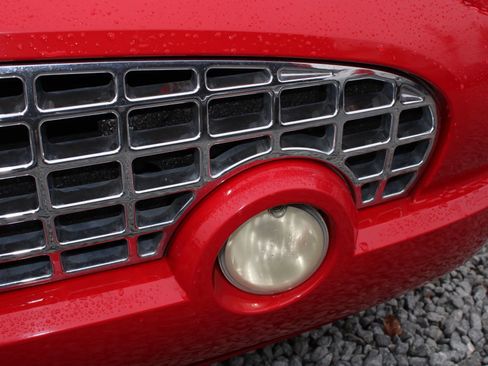 Used 2004 Ford Thunderbird image 7