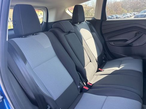 Used 2017 Ford Escape SE image 31