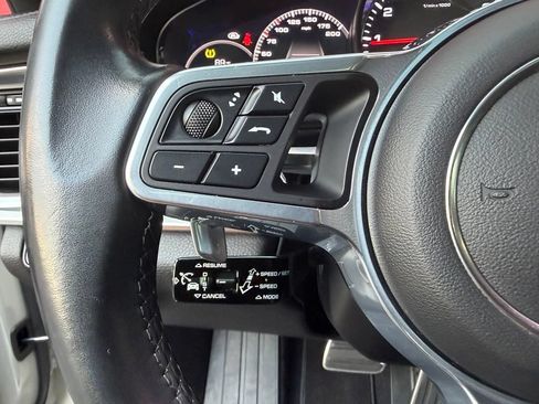 Used 2018 Porsche Panamera 4S AWD/4WD image 18