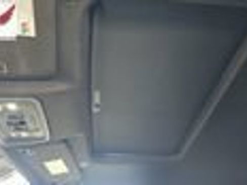 Used 2022 Chevrolet Silverado 1500 ZR2 w/ Technology Package AWD/4WD image 25