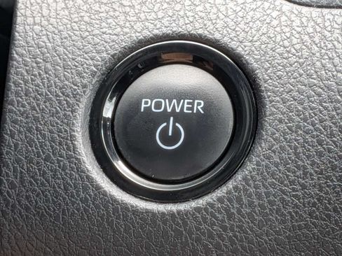 Used 2025 Toyota Camry SE FWD image 42