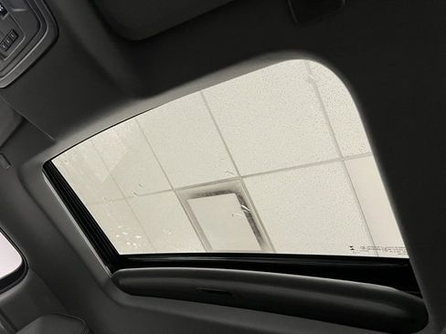 Used 2025 GMC Sierra 3500 Denali w/ Denali Reserve Package image 42