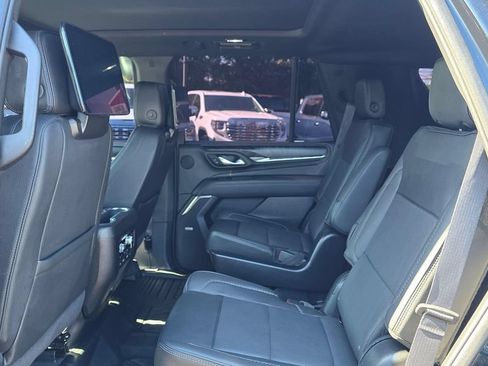 Used 2024 GMC Yukon Denali w/ Advanced Technology Package AWD/4WD image 16