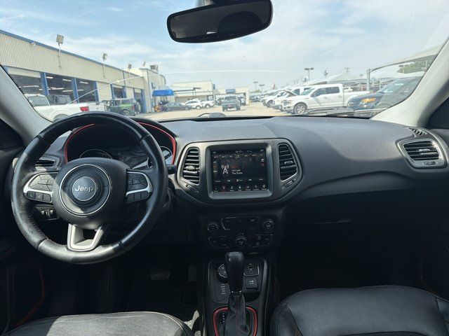 Used 2018 Jeep Compass Trailhawk w/ Navigation Group AWD/4WD image 24