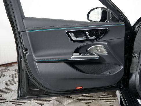 New 2026 Mercedes-Benz E 53 AMG e 4MATIC Sedan image 25