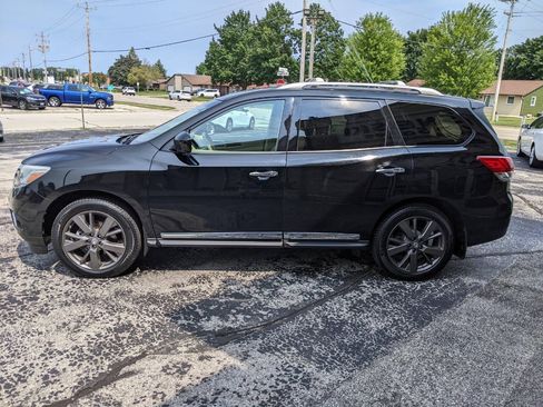 Used 2013 Nissan Pathfinder Platinum AWD/4WD image 6