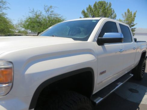 Used 2014 GMC Sierra 1500 SLE AWD/4WD image 8