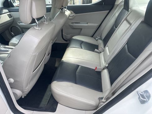 Used 2010 Dodge Avenger R/T FWD image 13