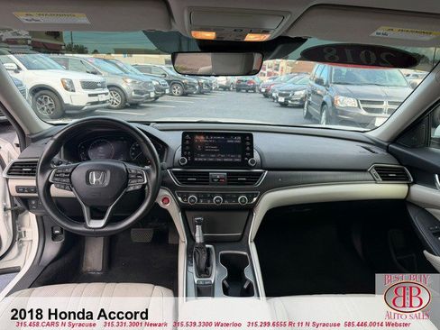 Used 2018 Honda Accord Touring image 14