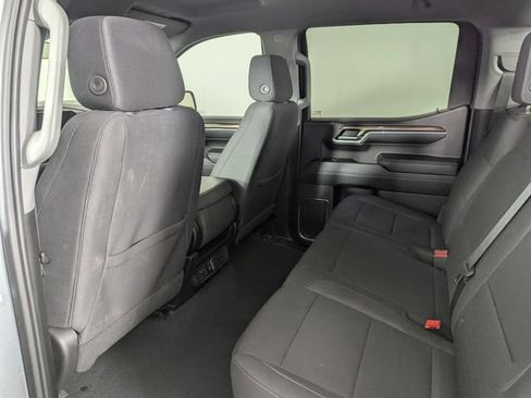 Used 2024 Chevrolet Silverado 1500 RST w/ Redline Edition AWD/4WD image 15