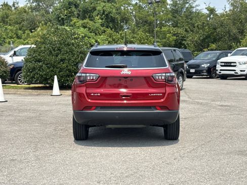 Certified 2025 Jeep Compass Limited AWD/4WD image 6
