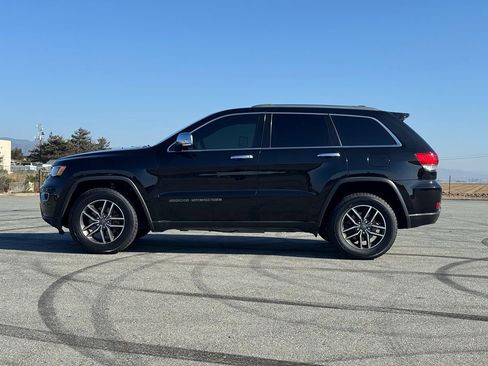 Used 2019 Jeep Grand Cherokee Limited image 4