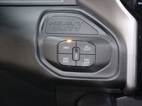 Used 2026 RAM 2500 Big Horn AWD/4WD image 19