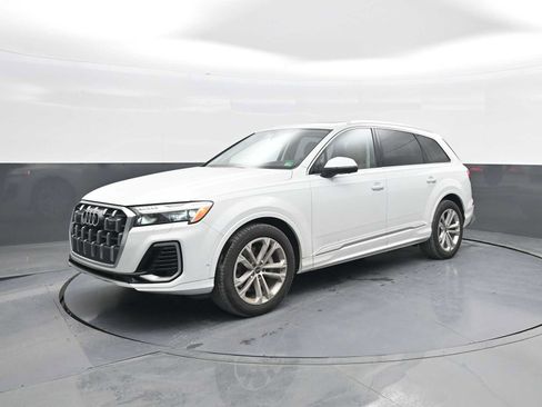 Used 2025 Audi Q7 3.0T Prestige w/ Prestige Package AWD/4WD image 4