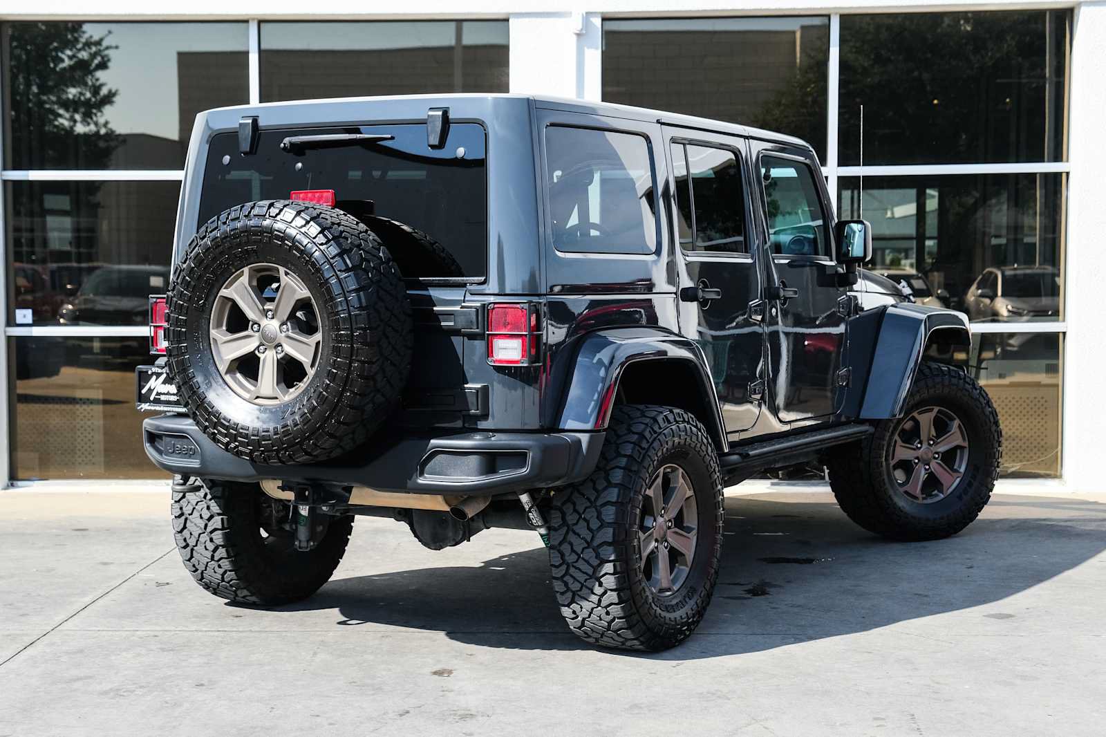 Used 2018 Jeep Wrangler Unlimited Sport AWD/4WD image 9