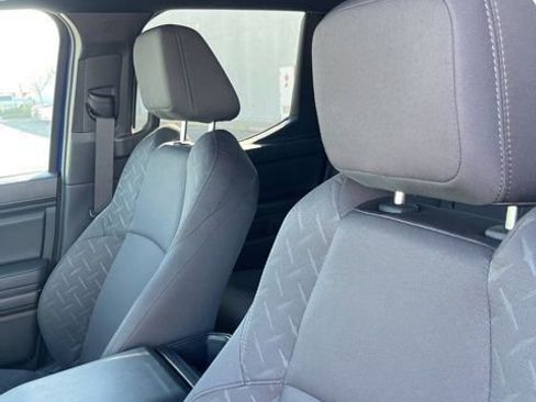 Used 2025 Toyota Tacoma SR5 image 11