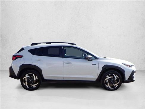 New 2026 Subaru Crosstrek 2.5i Limited w/ Crosstrek Mirror Package image 5