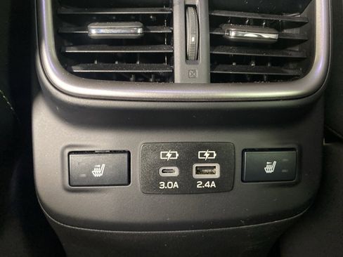 Certified 2025 Subaru Outback Limited image 31