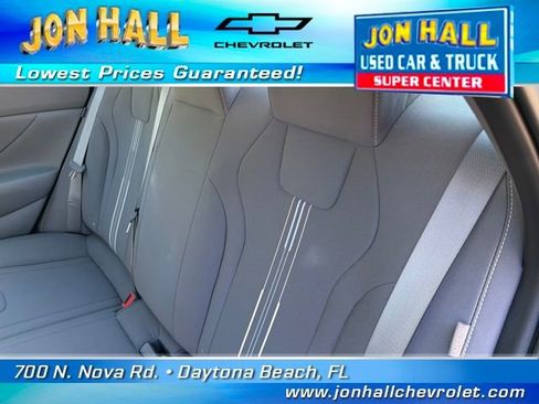 Used 2024 Hyundai Elantra SEL image 22