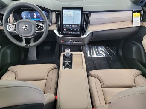 New 2026 Volvo XC90 B6 Ultra w/ Protection Package AWD/4WD image 14