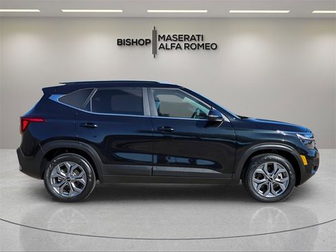 Used 2024 Kia Seltos S image 8