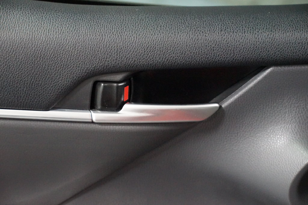 Certified 2024 Toyota Camry SE FWD image 30