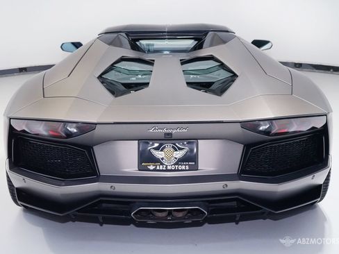 Used 2015 Lamborghini Aventador LP 700-4 AWD/4WD image 8