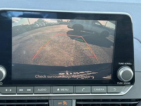 Used 2022 Nissan Altima 2.5 SR image 18