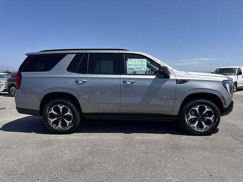 New 2026 GMC Yukon AT4 w/ AT4 Premium Package AWD/4WD image 3