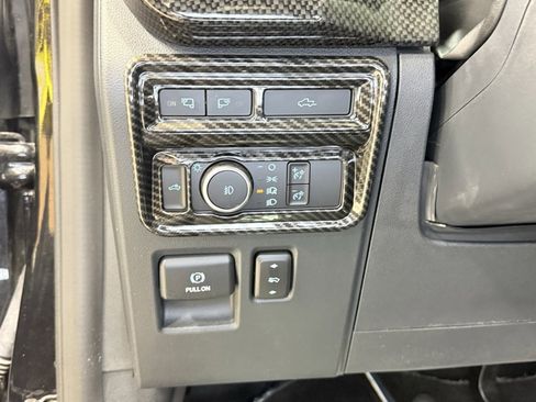 Used 2022 Ford F150 Lariat w/ Equipment Group 502A High image 55