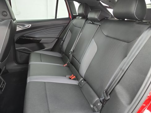 Certified 2025 Volkswagen ID.4 Pro S RWD image 14