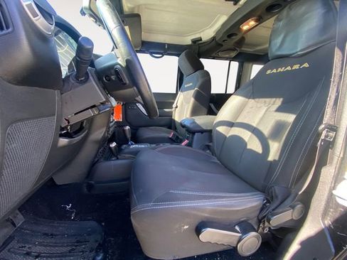 Used 2014 Jeep Wrangler Unlimited Sahara w/ Connectivity Group image 9