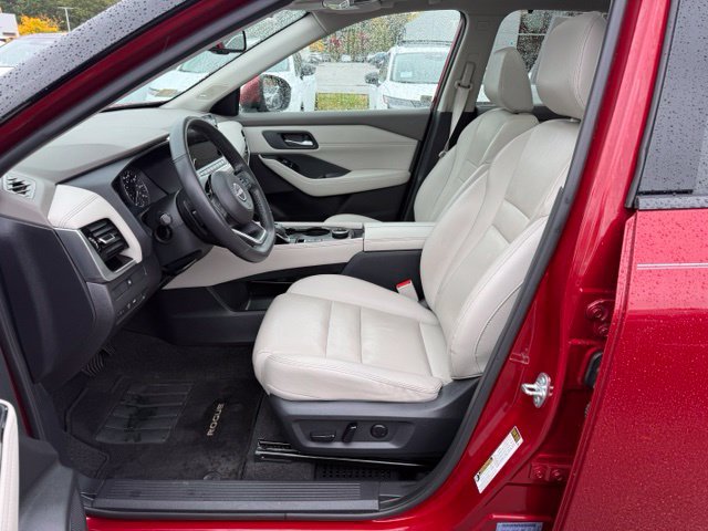 Used 2023 Nissan Rogue SL w/ SL Premium Package AWD/4WD image 18