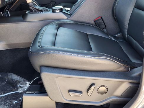 New 2025 Ford Bronco Badlands image 24