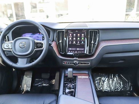 Used 2024 Volvo XC60 T8 Plus w/ Protection Package Premier AWD/4WD image 14