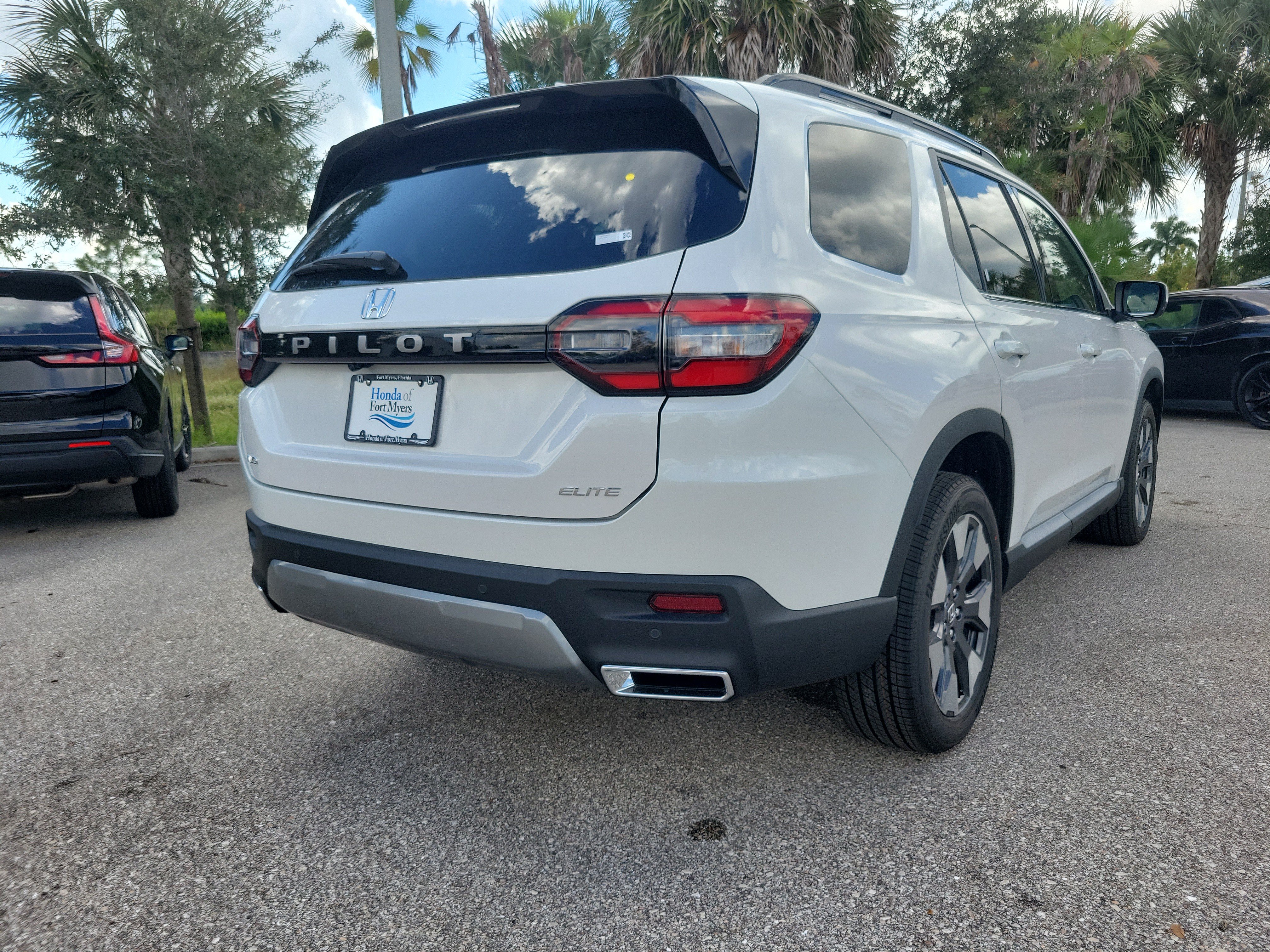 New 2026 Honda Pilot Elite image 6